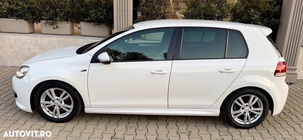 Volkswagen Golf 2.0 TDI DPF Sportline - 34