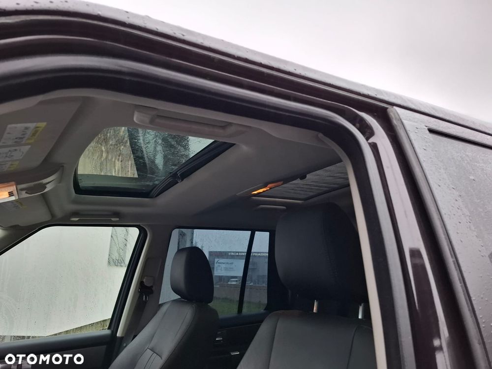 Land Rover Discovery TD V6 HSE - 9