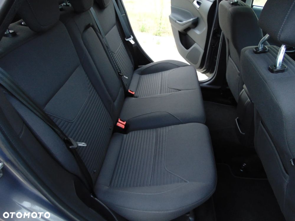 Ford Focus 1.0 EcoBoost Titanium - 12