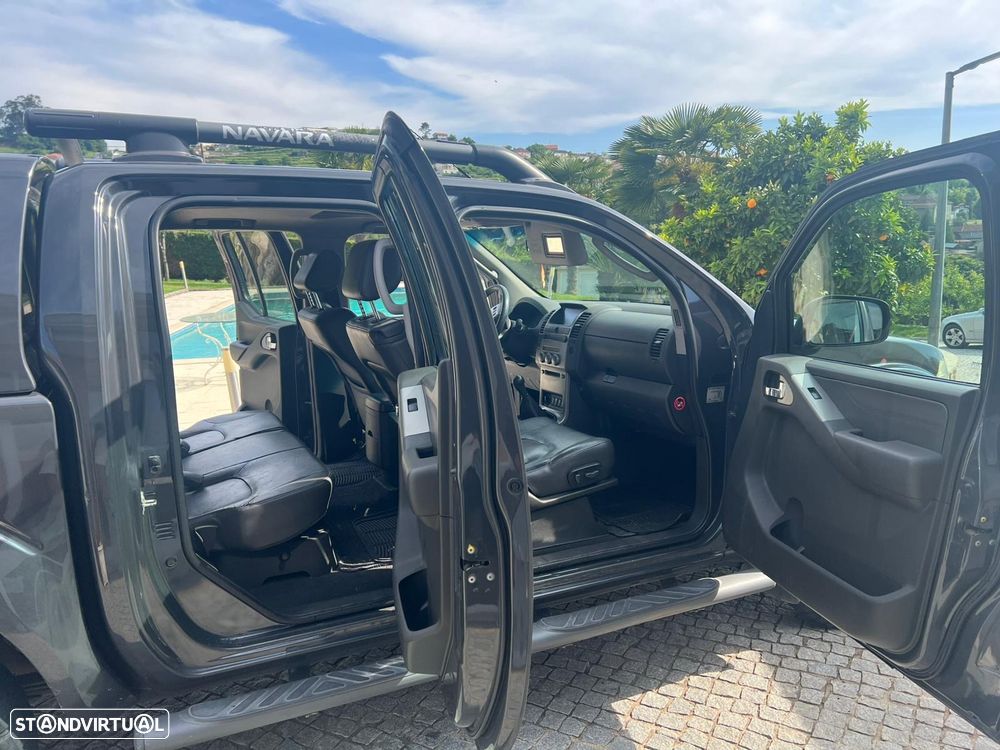 Nissan Navara 2.5 dCi CD LE - 5