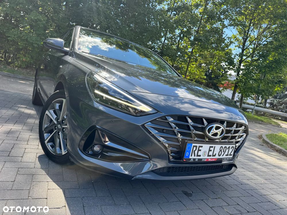 Hyundai i30 1.5 T-GDI 48V-Hybrid DCT Prime - 1