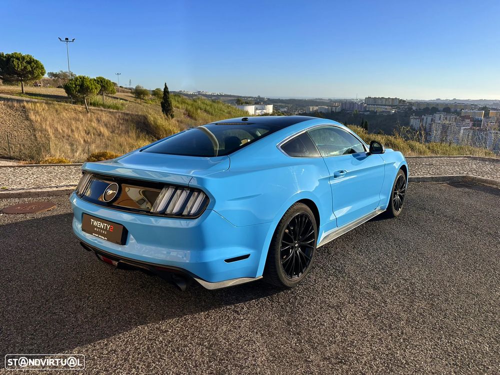Ford Mustang 2.3 Eco Boost - 5