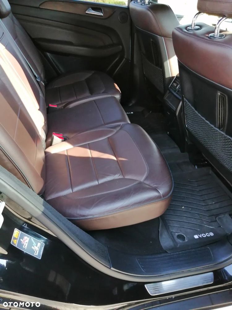 Mercedes-Benz ML - 22