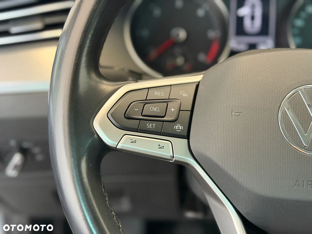 Volkswagen Passat 2.0 TDI EVO Elegance - 15