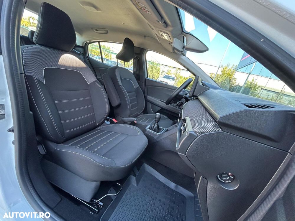 Dacia Logan TCe 90 MT6 Comfort - 14