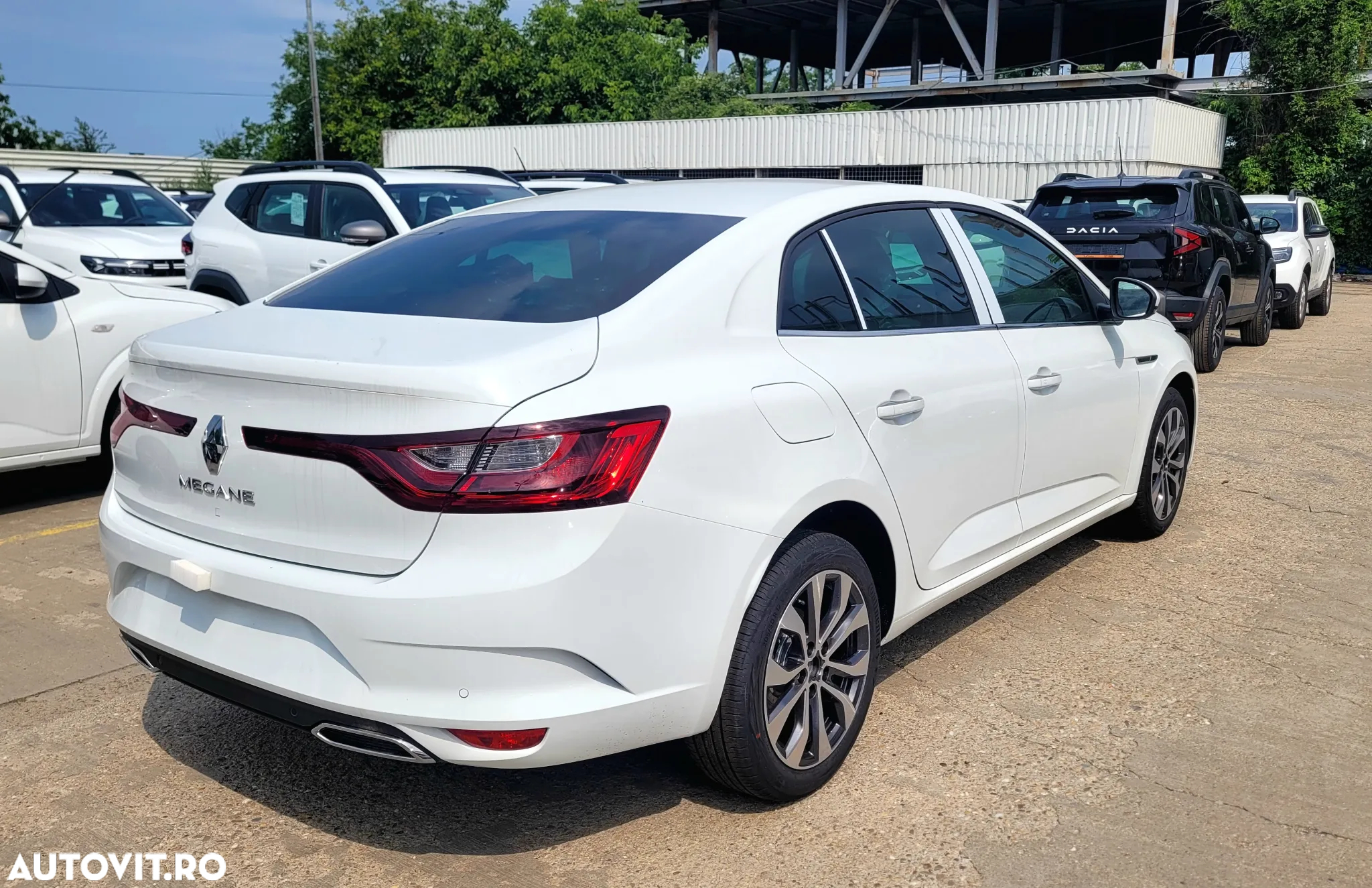 Renault Megane TCe 140 GPF Techno - 4