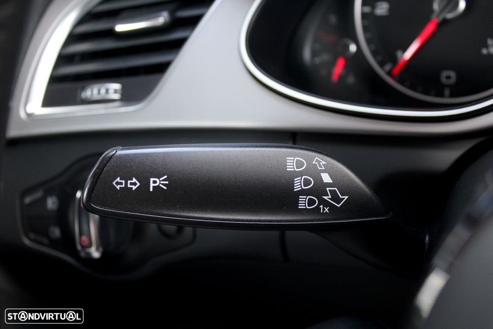 Audi A4 Avant 2.0 TDI DPF multitronic Ambiente - 20