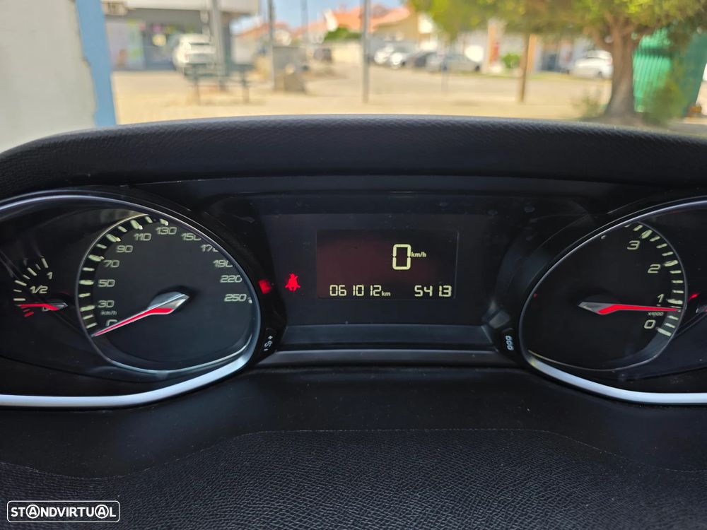 Peugeot 308 130 e-THP Stop & Start Allure - 7