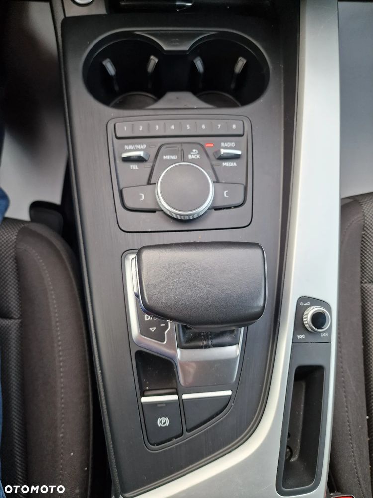 Audi A4 Avant 2.0 TDI S tronic - 25