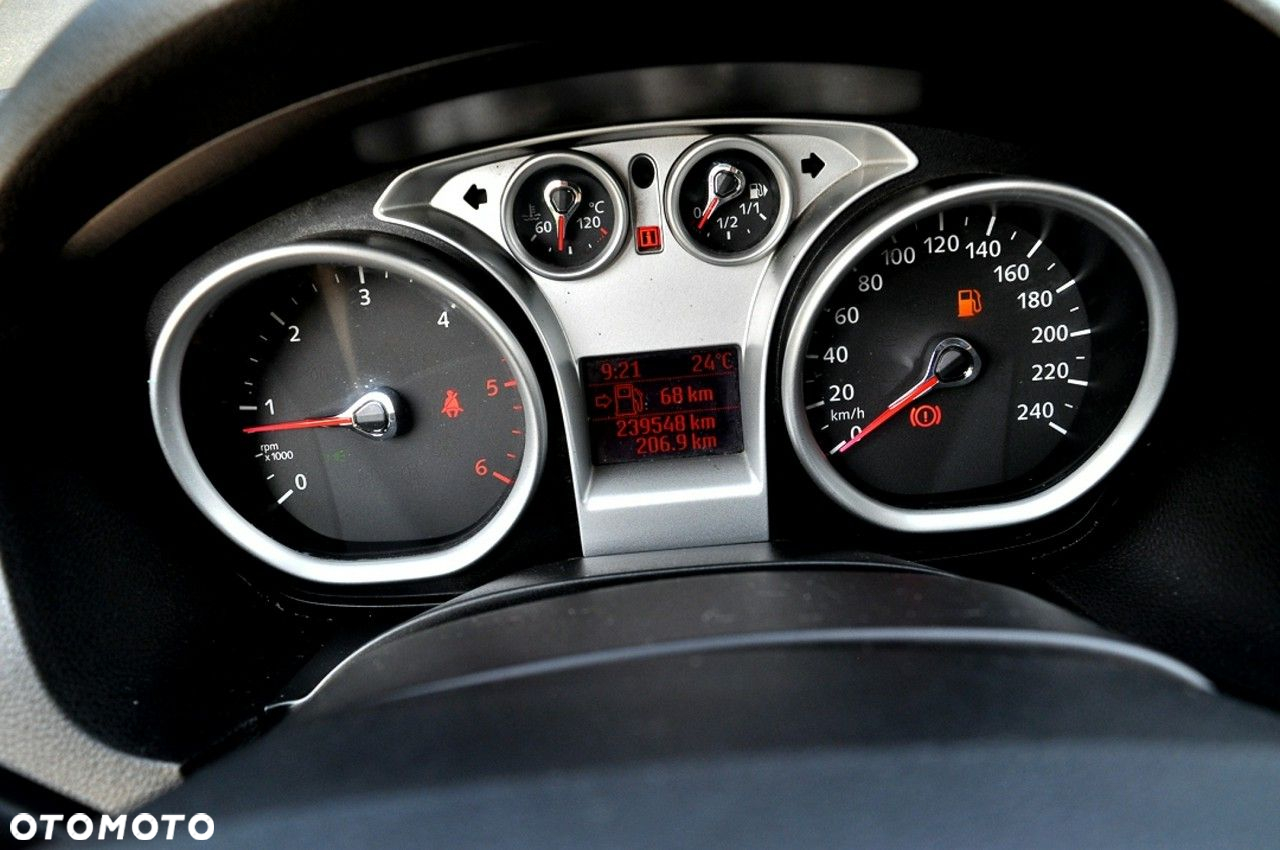 Ford Kuga 2.0 TDCi 2x4 Trend - 16