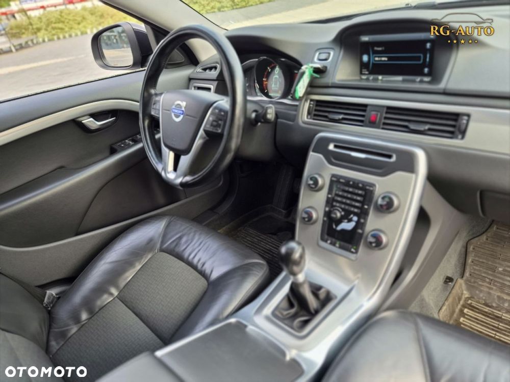 Volvo V70 - 36