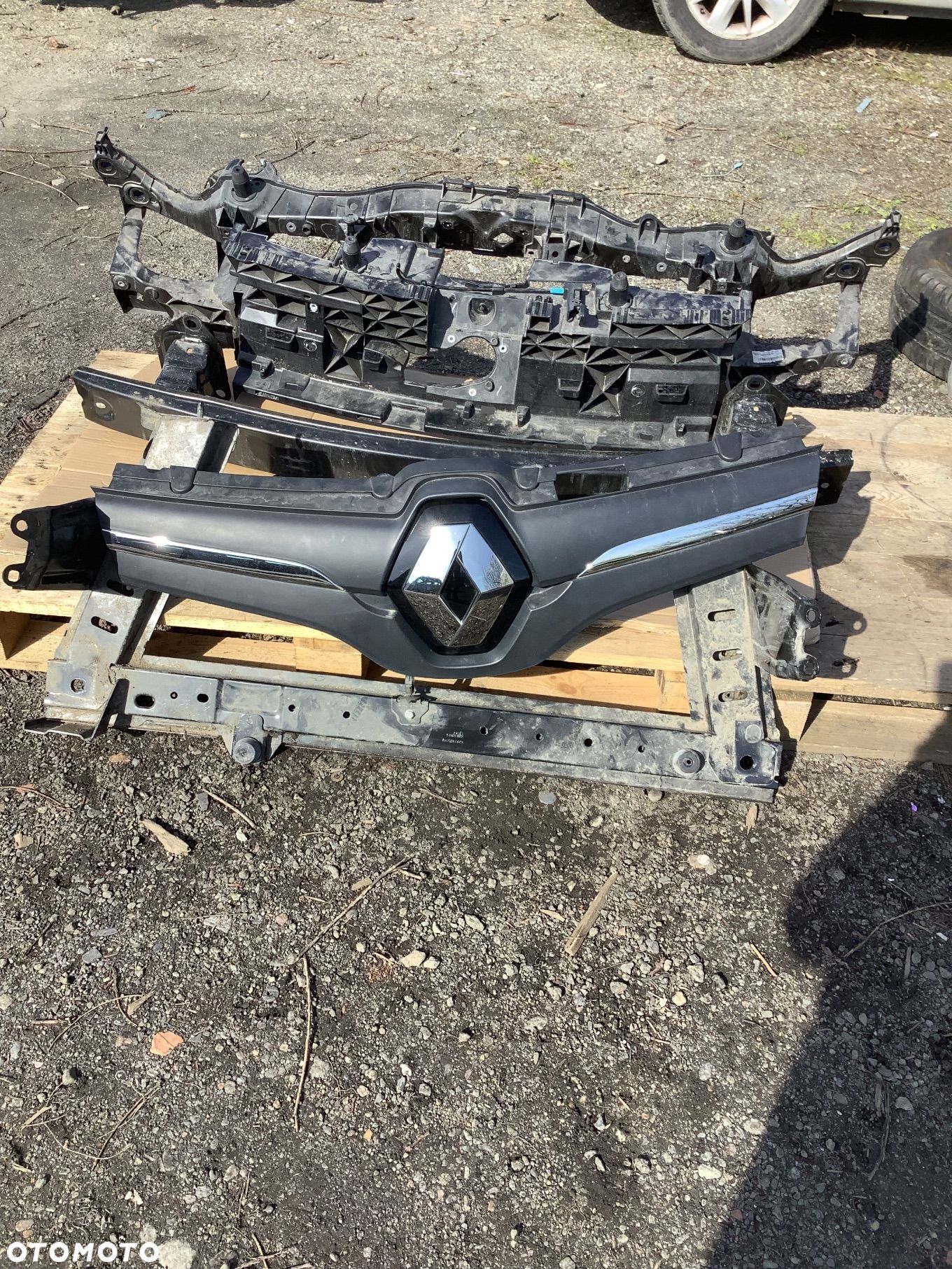 RENAULT KANGOO Z.E. ATRAPA GRIL ELEKTRYK 2019r - 1