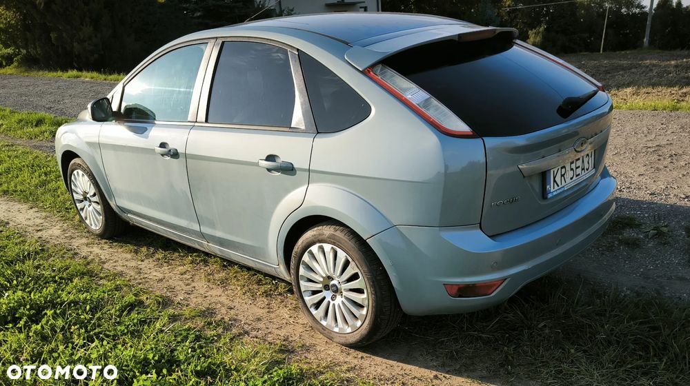 Ford Focus 1.6 Ti-VCT Titanium - 10