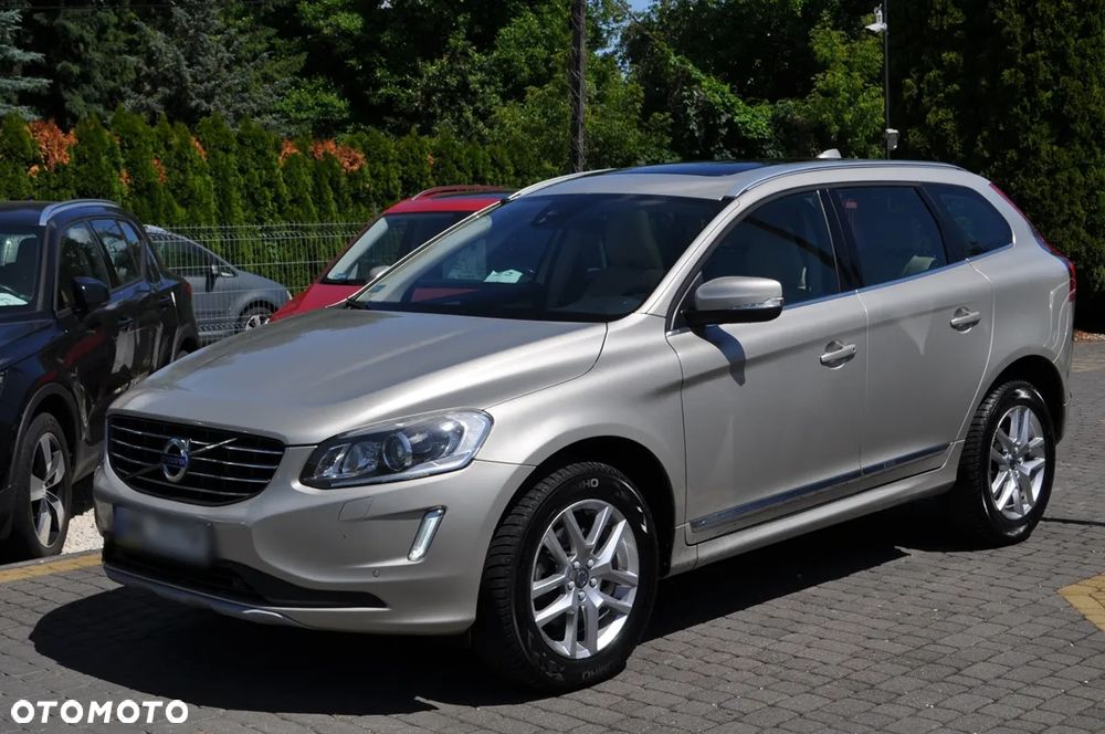 Volvo XC 60 D4 AWD Summum - 2