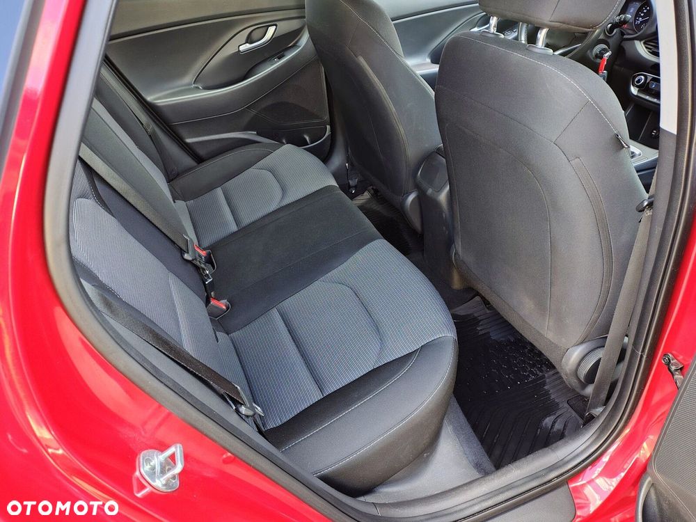 Hyundai i30 1.4 Classic + - 25