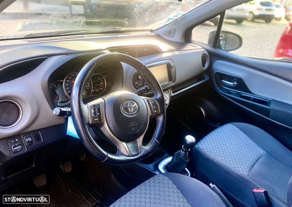 Toyota Yaris 1.4 D-4D Comfort - 13