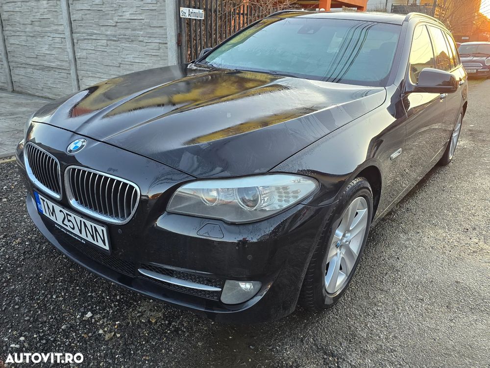 BMW Seria 5 525d Touring - 2