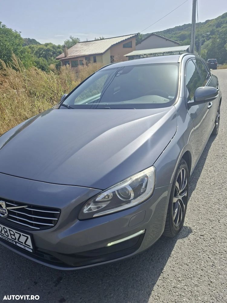 Volvo V60 D3 Summum - 8