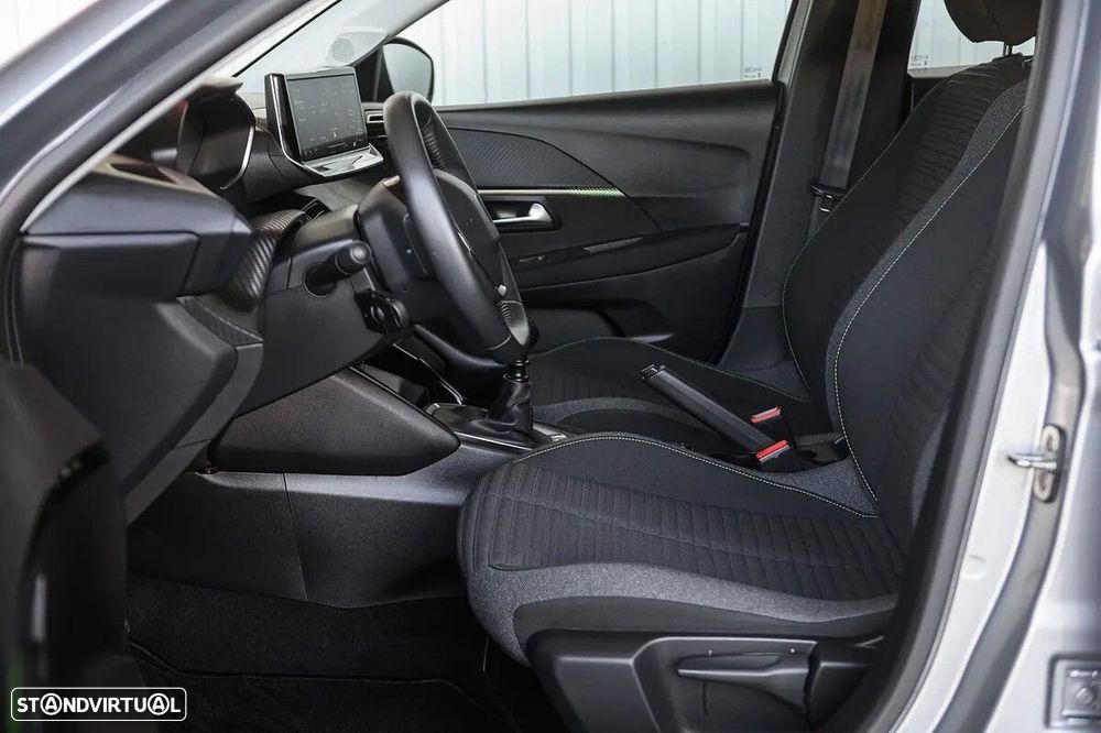 Peugeot 208 1.2 PureTech Active Pack - 27