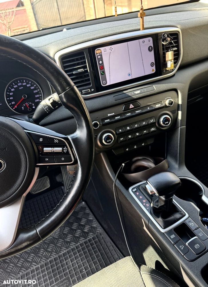 Kia Sportage 1.6 T-GDI MHEV 7DCT HP 4x2 Business Line - 4