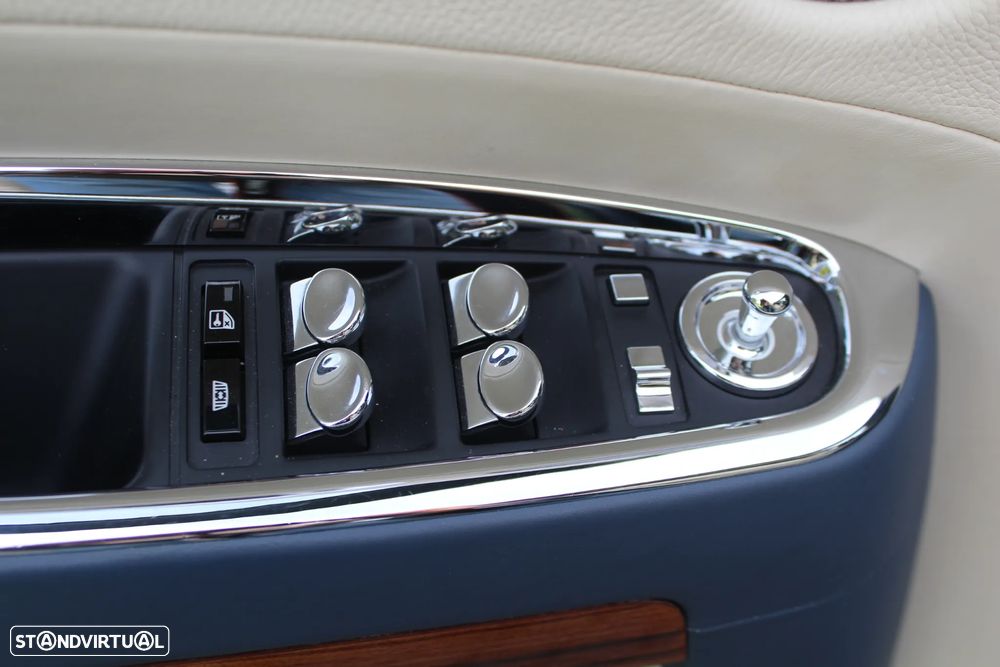 Rolls Royce Ghost - 16