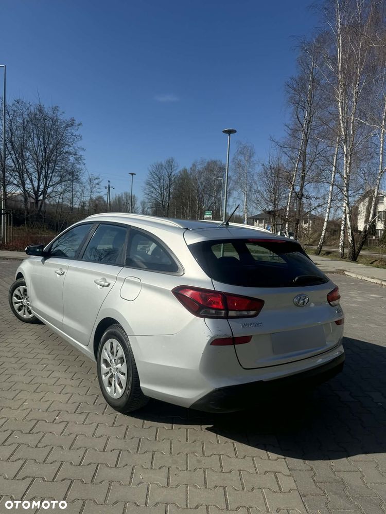 Hyundai i30 1.6 D Comfort - 7
