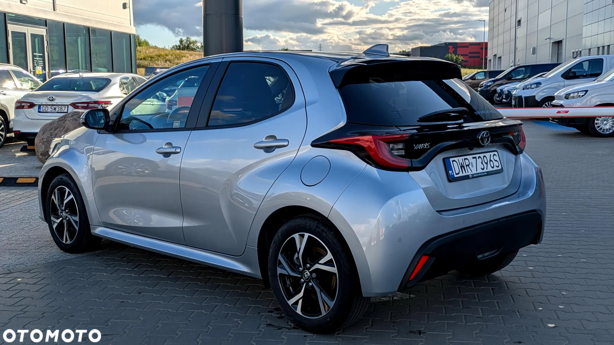 Toyota Yaris Hybrid 1.5 Style - 5
