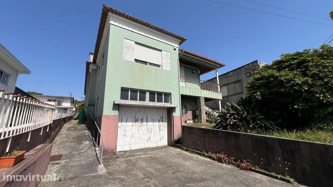 Moradia V3 Outeiro Arrifana Santa Maria da Feira - Grande imagem: 2/25