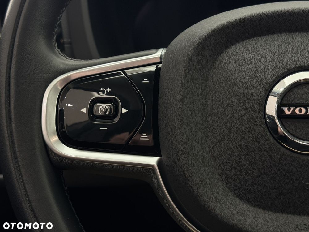 Volvo XC 60 B5 B AWD Inscription - 26