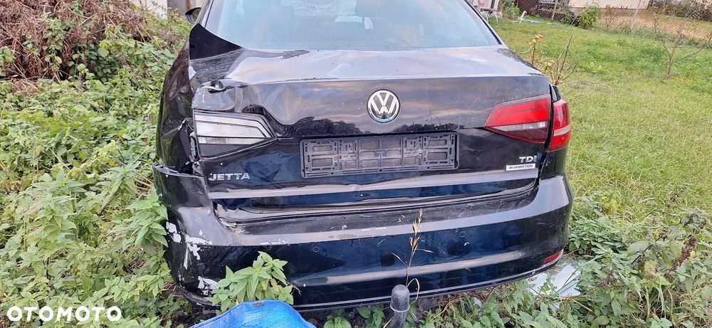 Volkswagen Jetta 2.0 TDI DPF BMT Trendline - 18