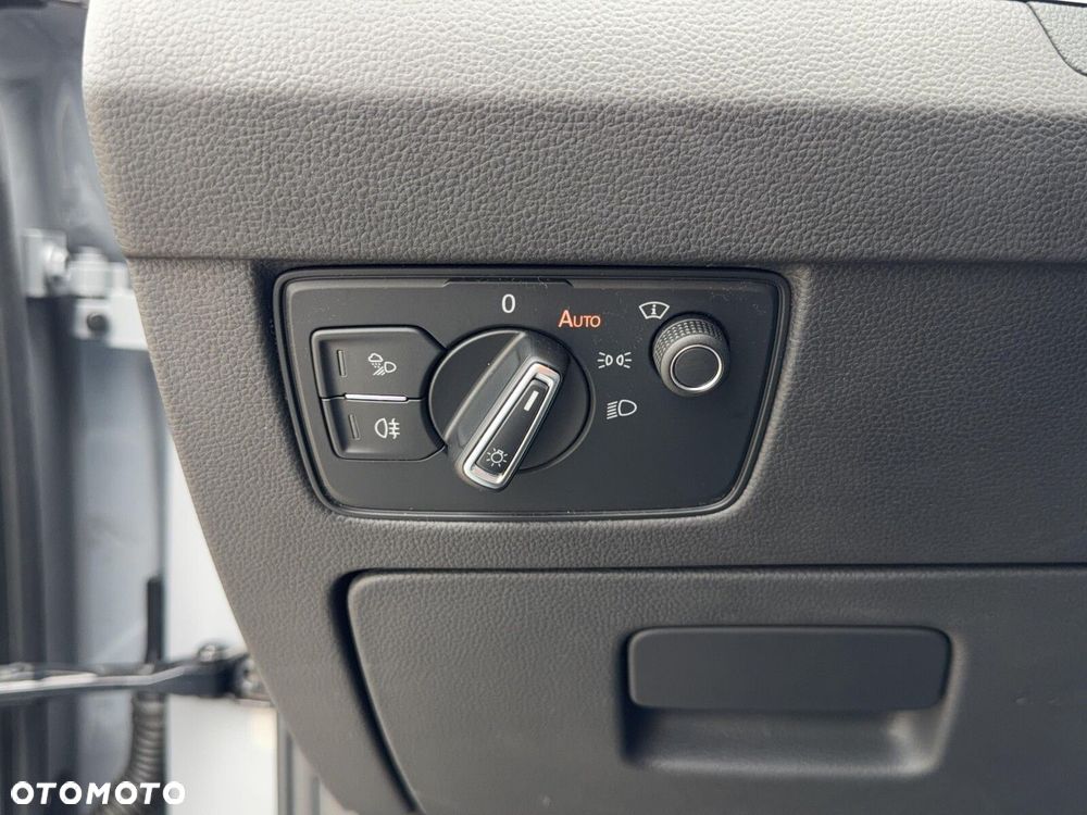 Volkswagen Arteon 2.0 TDI 4Motion R-Line DSG - 24