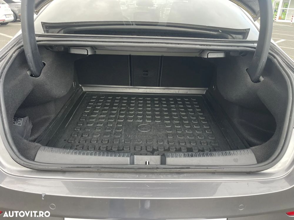 Mercedes-Benz CLA 180 - 28