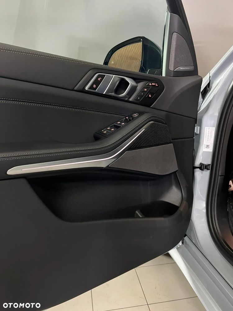 BMW X7 - 17