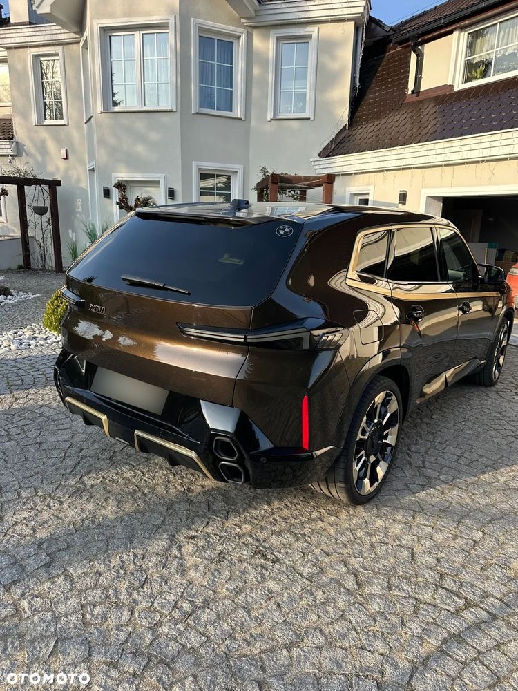 BMW XM - 5