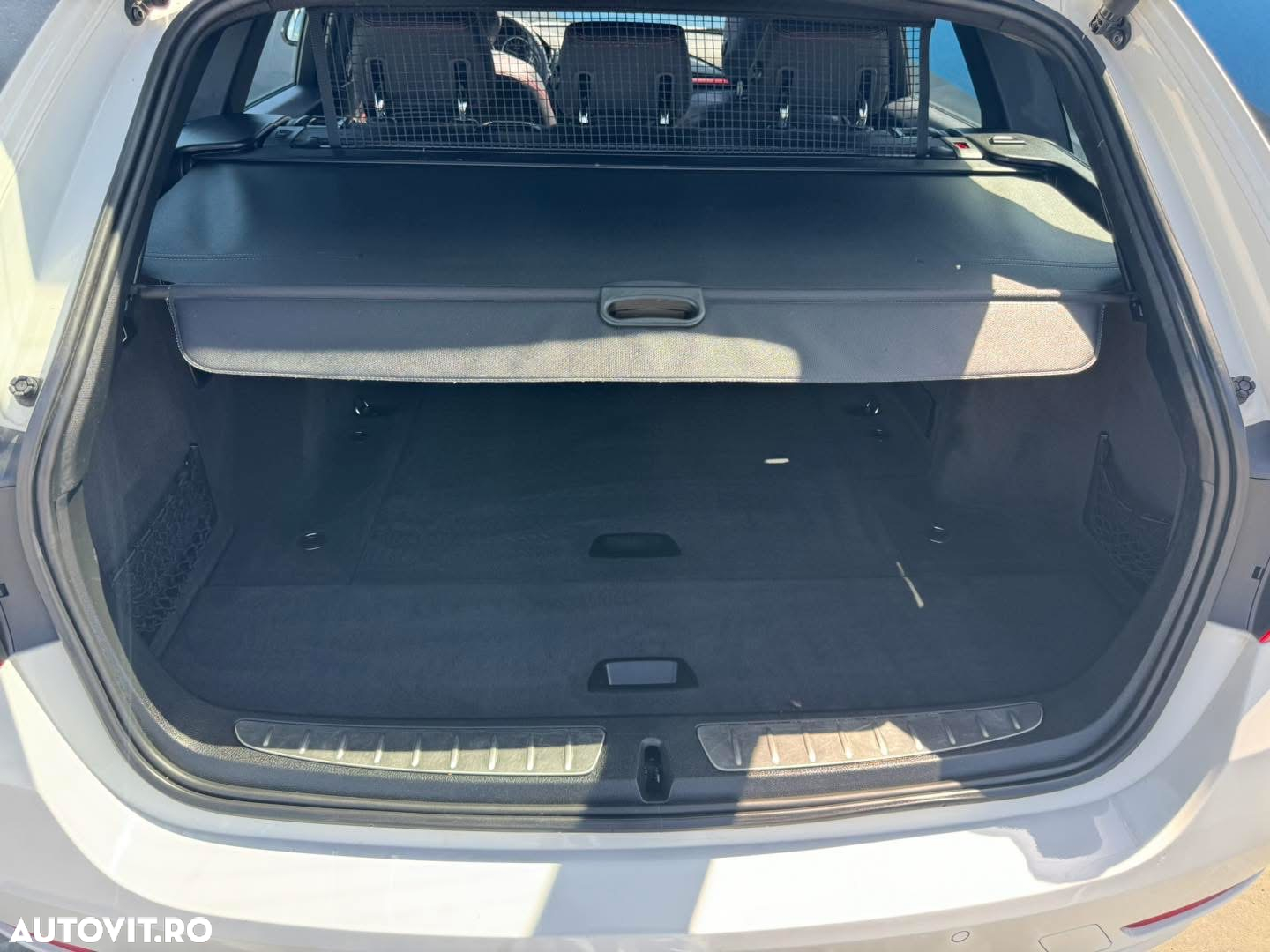 BMW Seria 3 320d Sport-Aut. Sport Line - 27