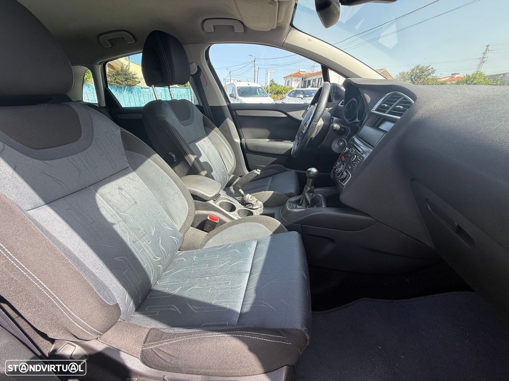Citroën C4 1.6 HDi Seduction - 12
