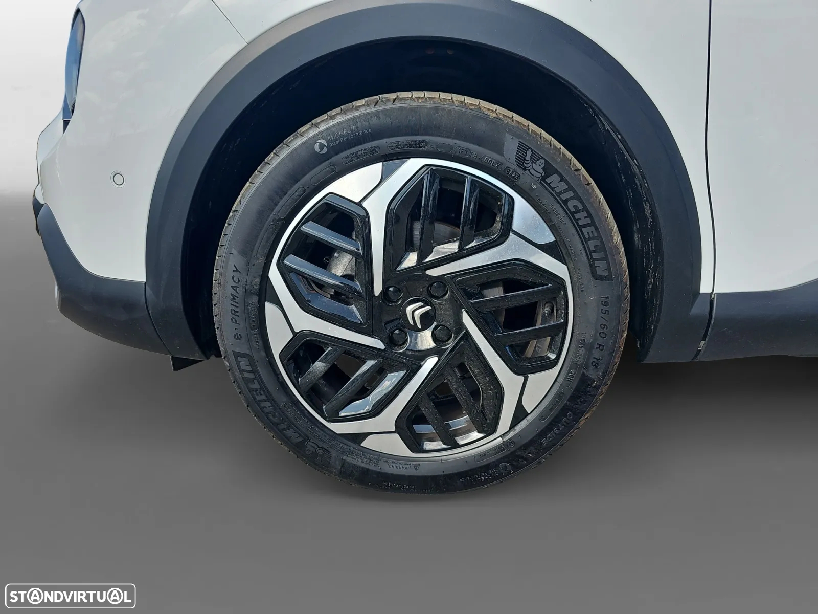 Citroën C4 1.2 PureTech Max EAT8 - 16
