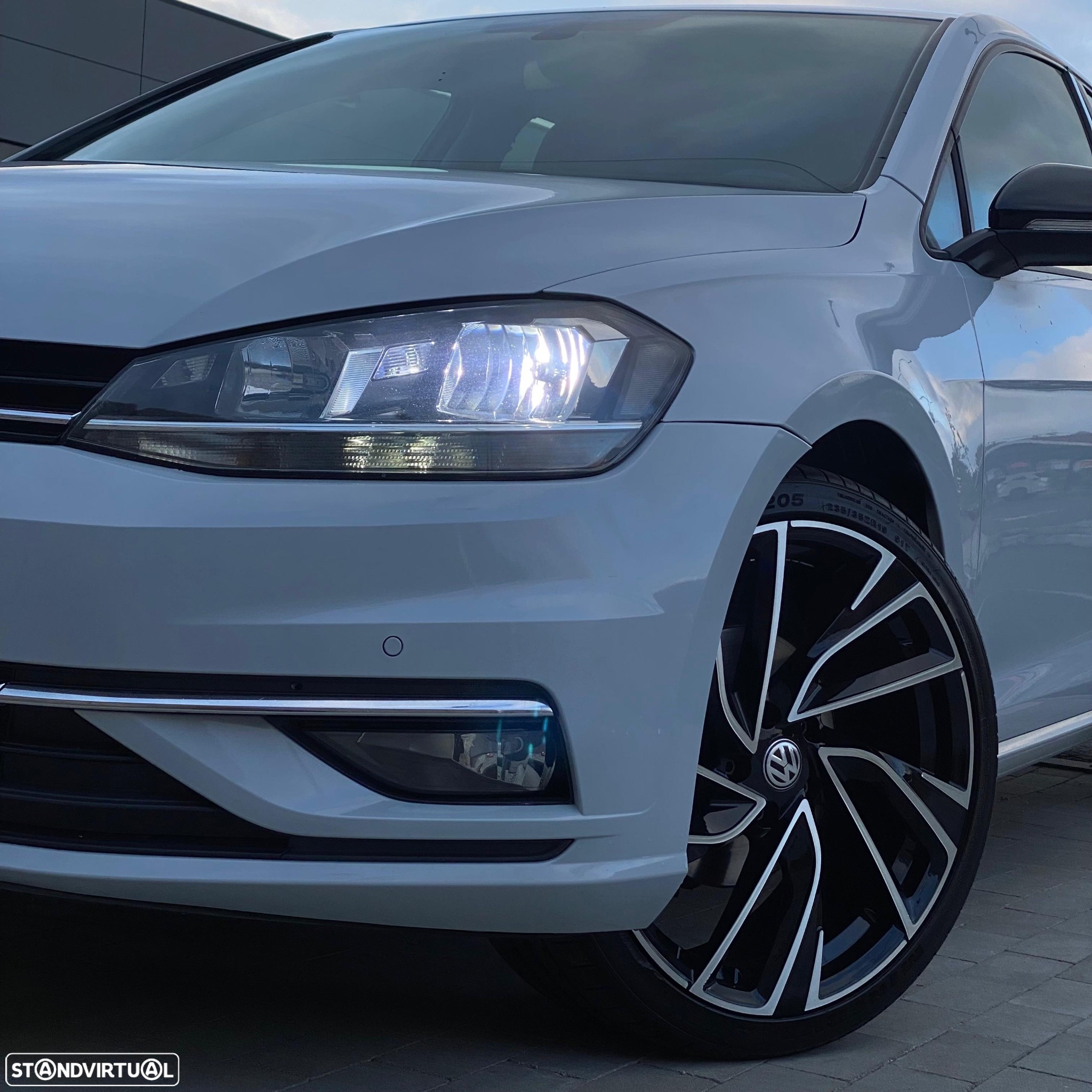 VW Golf 1.6 TDI Highline - 2