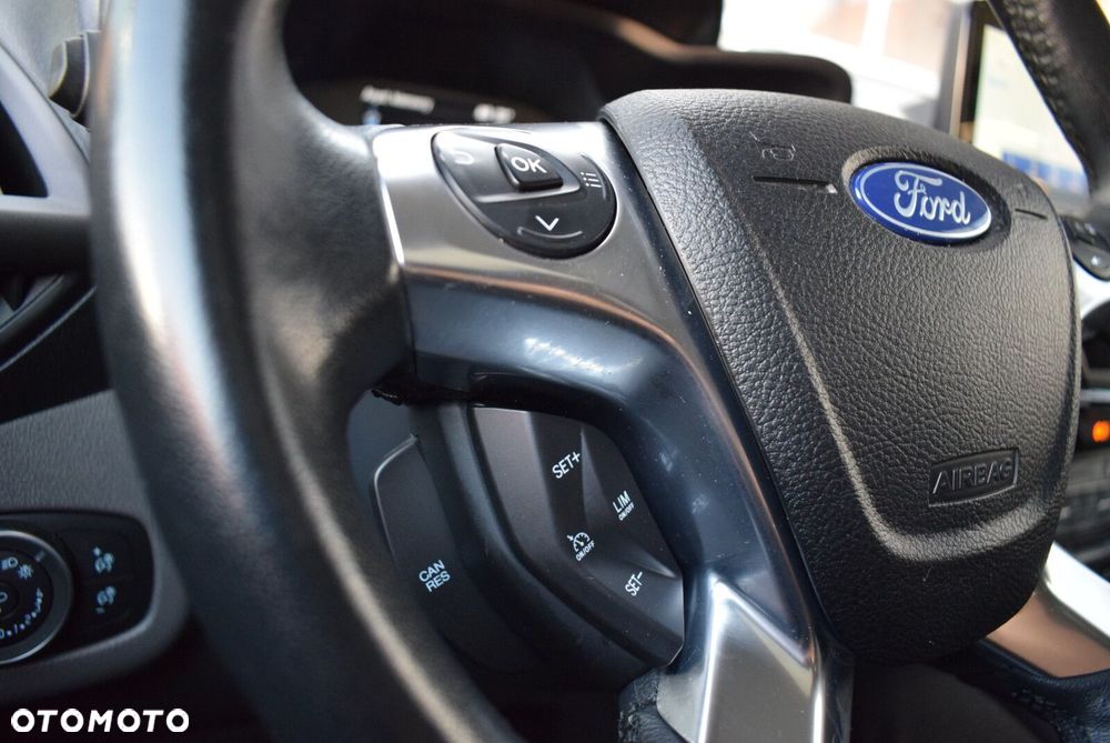 Ford Tourneo Connect Grand - 28