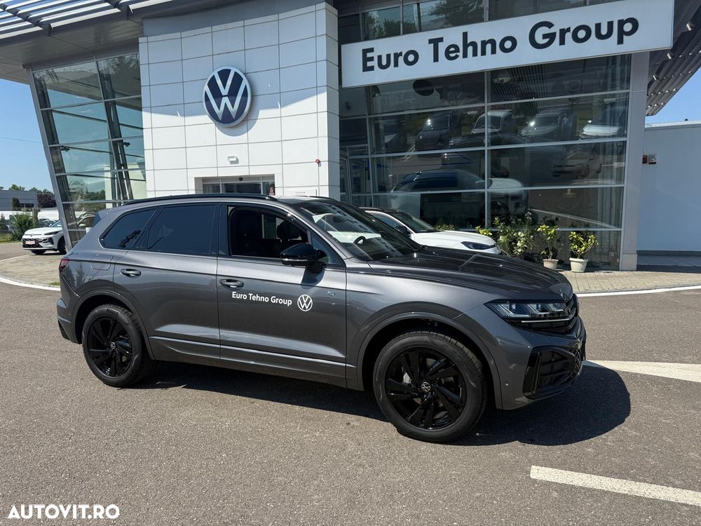 Volkswagen Touareg V6 TDI 4MOTION R-Line - 24