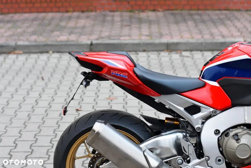 Honda CBR - 11