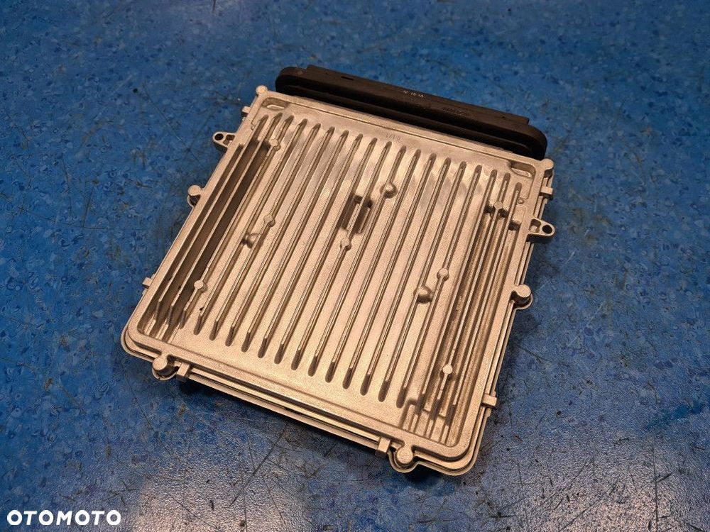 BMW 5 F11 2.0D N47 STEROWNIK SILNIKA 8513250-01 - 9