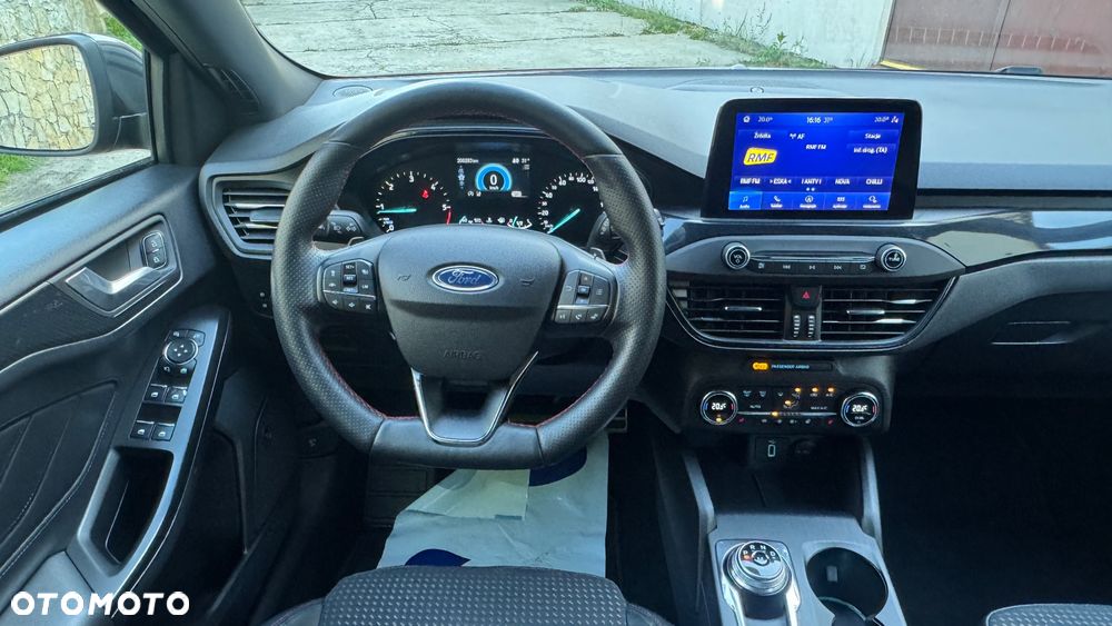 Ford Focus 2020 photo 4