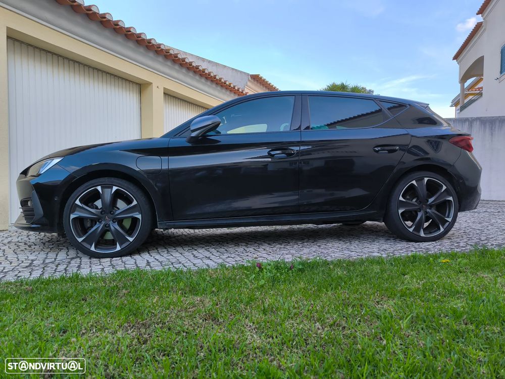 Cupra Leon 1.4 e-Hybrid (180 kW System) VZ - 3