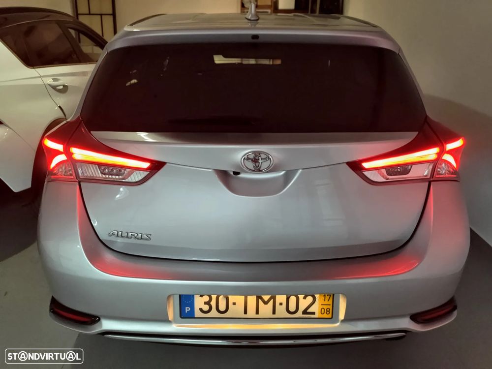 Toyota Auris 1.2T Comfort+Pack Techno+P.Sport - 3