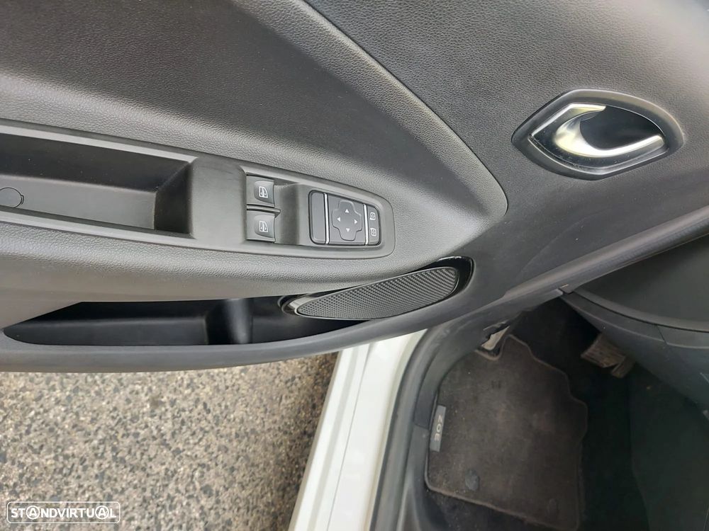 Renault Zoe - 15