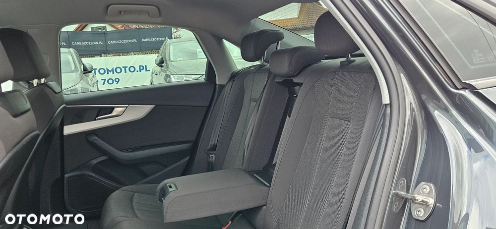 Audi A4 Limousine 35 TFSI mHEV S tronic - 17