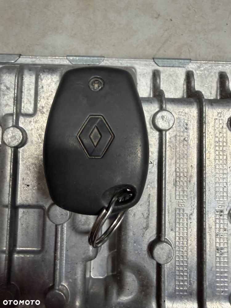 Zestaw startowy Renault Master III 2.3 DCI 130 KM 17r 237108788R 284B13324R - 4