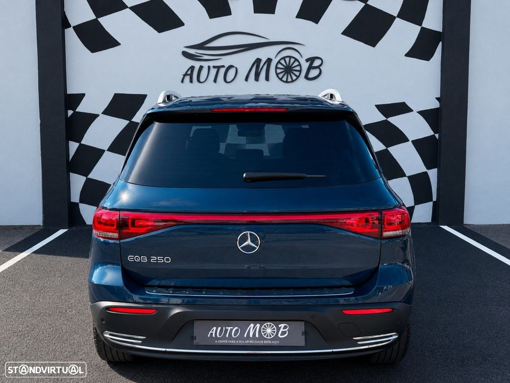 Mercedes-Benz EQB 250 Progressive - 10