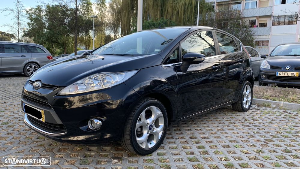 Ford Fiesta - 1